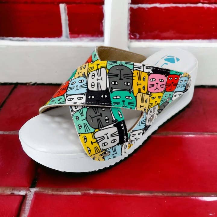 Colorful Cats Cross Band Air Clogx Leather Open Toe Slippers Clogs for wholesale by UKS UNITED KNACK SYSTEM LTD