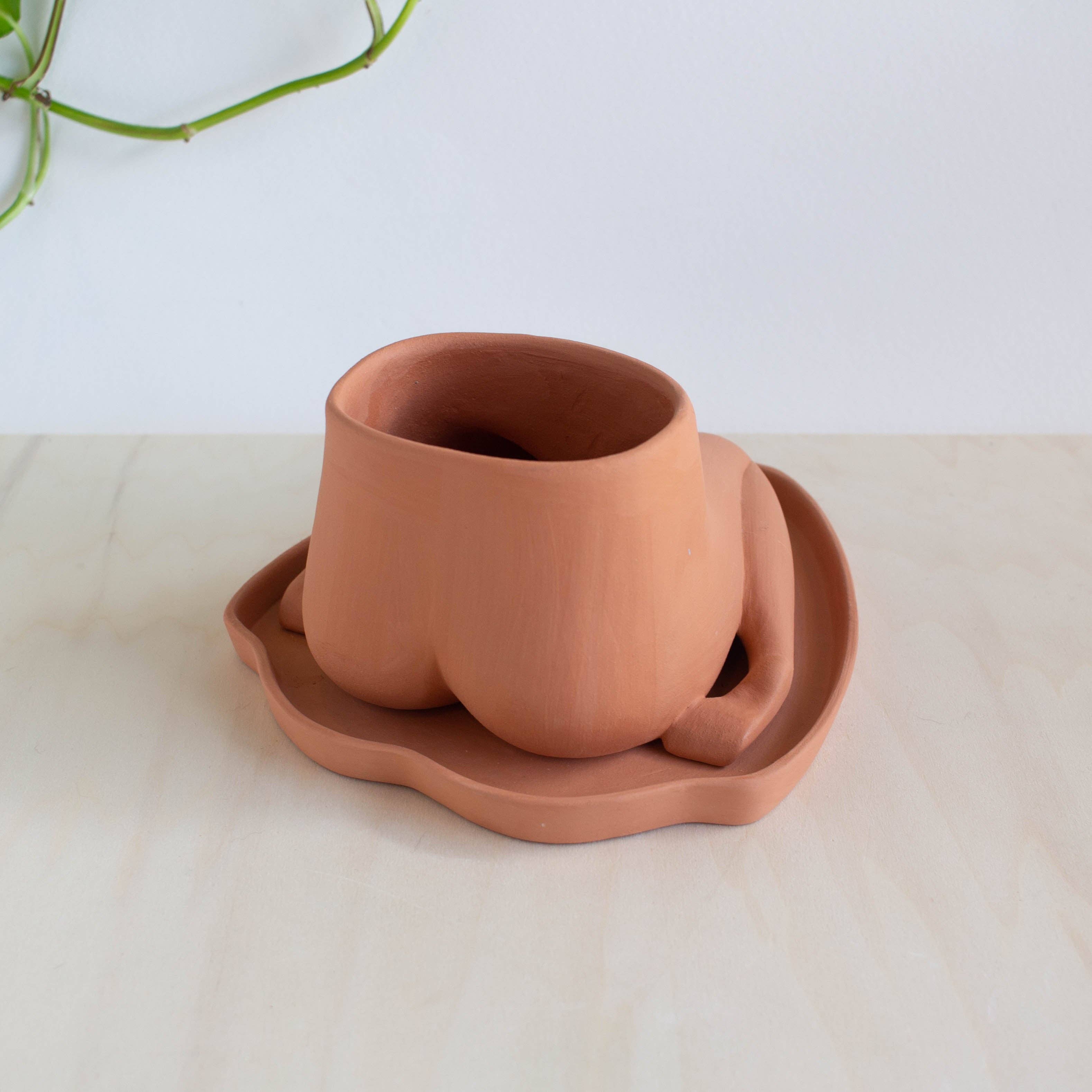 Doma Studios - Wholesale Plant Pot - Kneeling Leggy - Terracotta3
