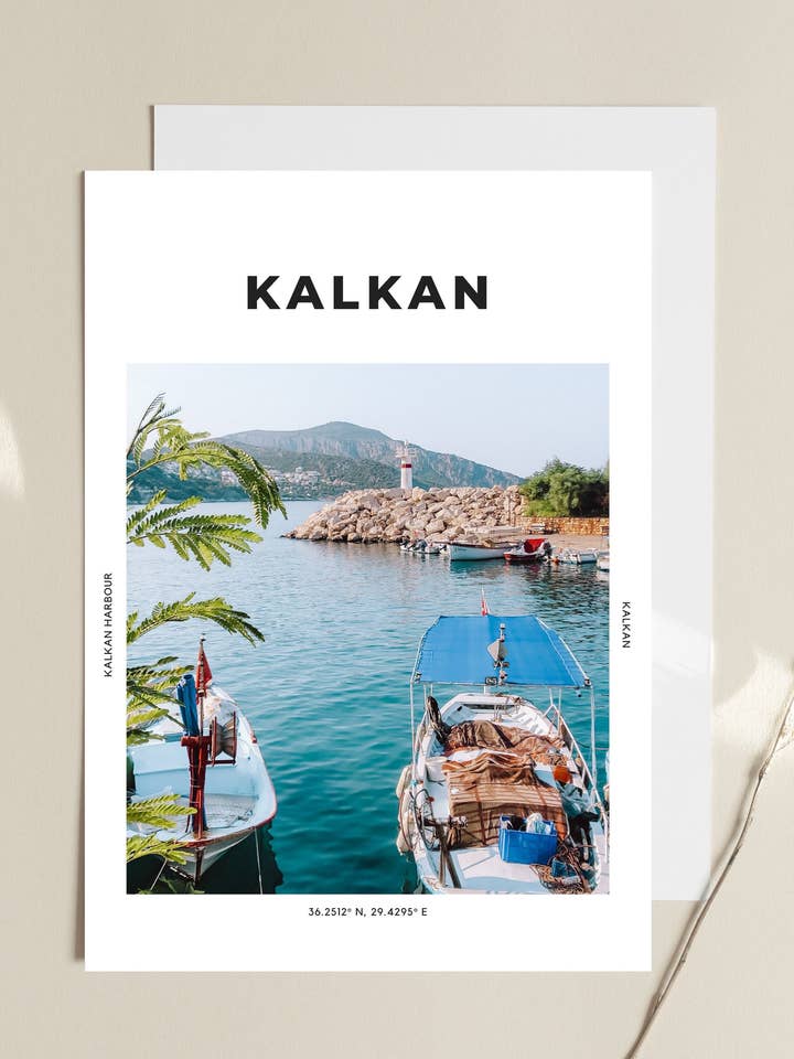 Kalkan 'Morgenmad Af Fyrtårne' Print for engroshandel hos The Travel Edit