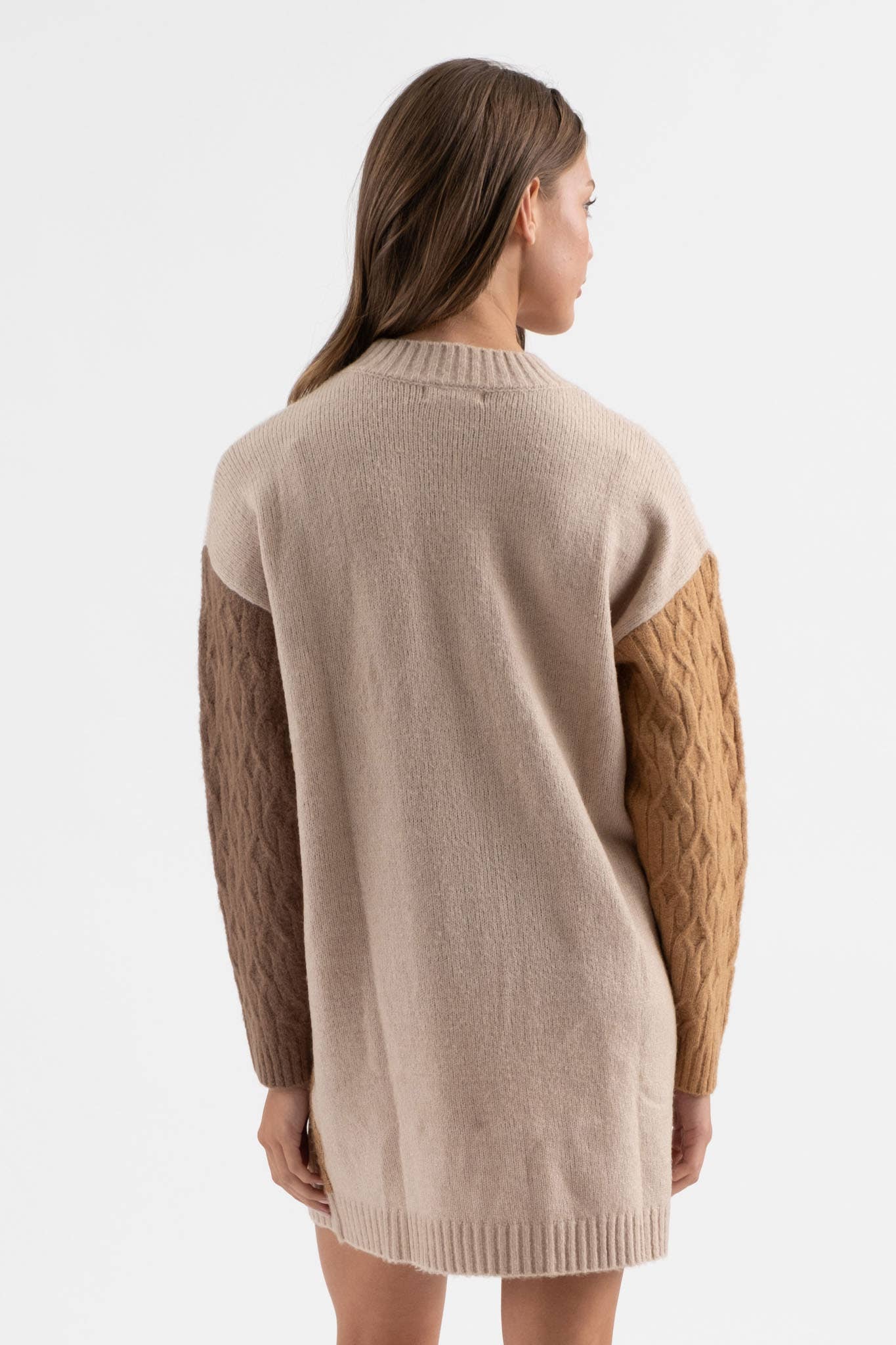 Blu Pepper - Wholesale Dress - Women's - COLORBLOCK CREWNECK LONG SLEEVE KNIT SWEATER DRESS6