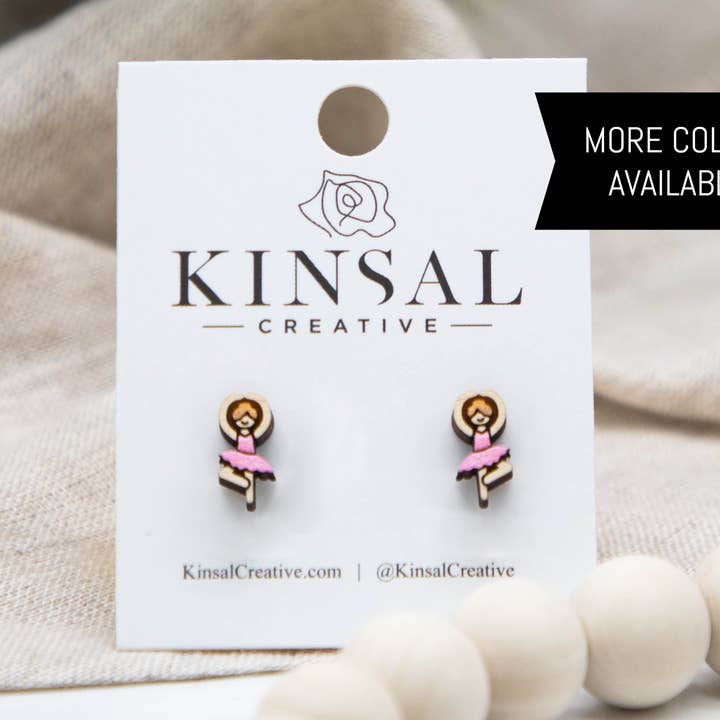 Boucles d'oreilles à tige en bois de ballerine pour la vente par Kinsal Creative