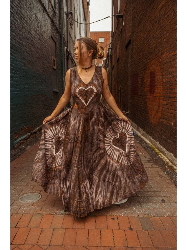 Gardenbelle Shop - Vendita all'ingrosso Vestito - Donna - Maxi abito Hippie Boho Love tinto a mano, colori neutri a cuore