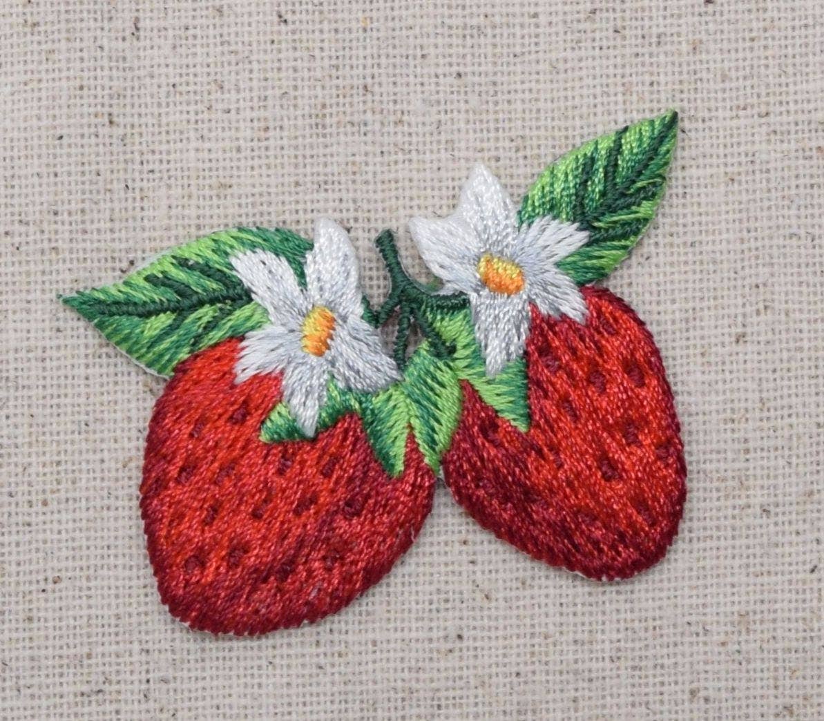 Wholesale Applique - Venta al por mayor Parches - Doble Fresa, Dos Fresas, Fruta, Parche Termoadhesivo3