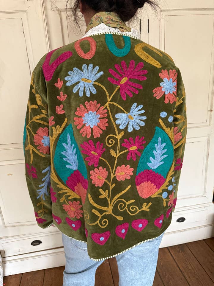 ToutVintage - Wholesale Jacket - Women's - Suzani Embroidery cotton jacket LOVE Olive green