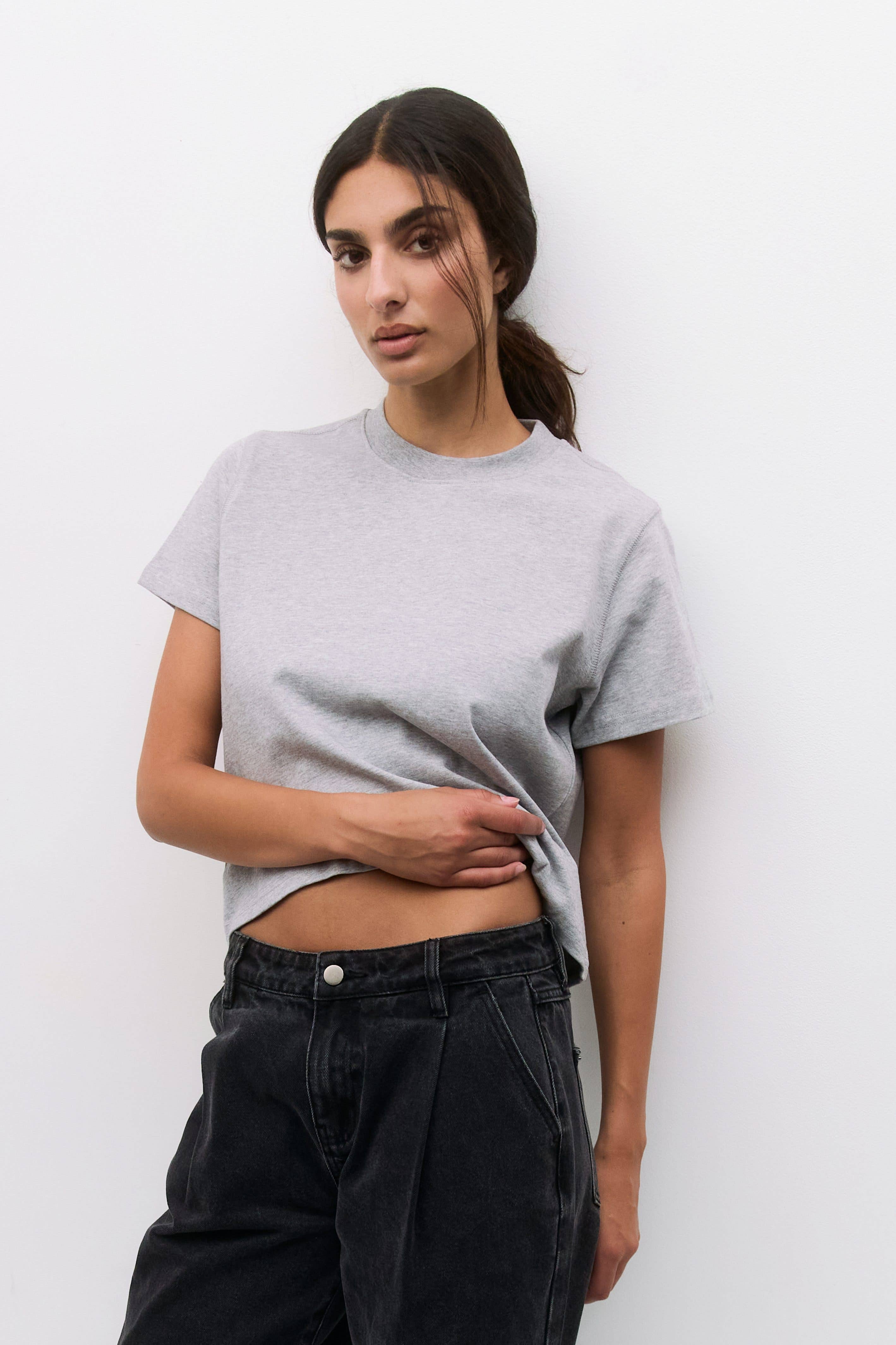 MOD REF - Wholesale T-Shirt - Women's - The Lanie Top | Women's Heavyweight Cotton T-Shirt5