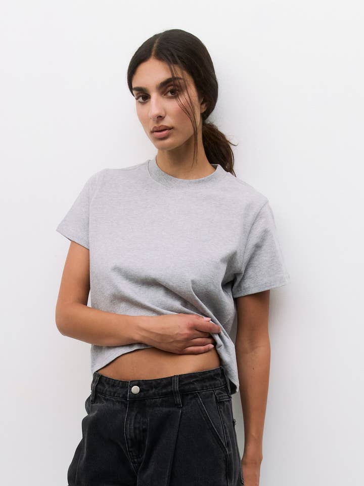 All Row - Wholesale T-Shirt - Women's - The Lanie Top | Classic Everyday T-Shirt19