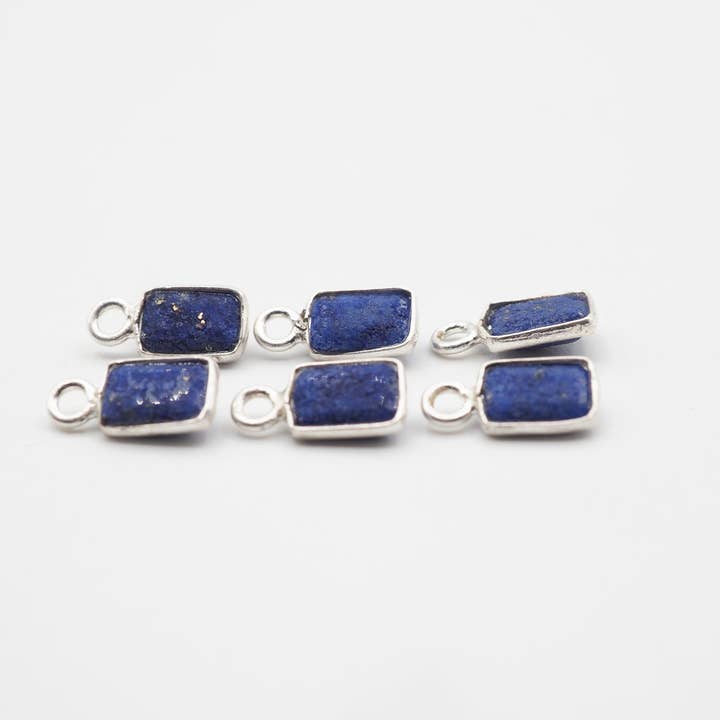 GTG Gems Corp – wholesale Individual charm/pendant – Lapis Bezel 6x4mm , Gemstone Connector, 925 Sterling Silver