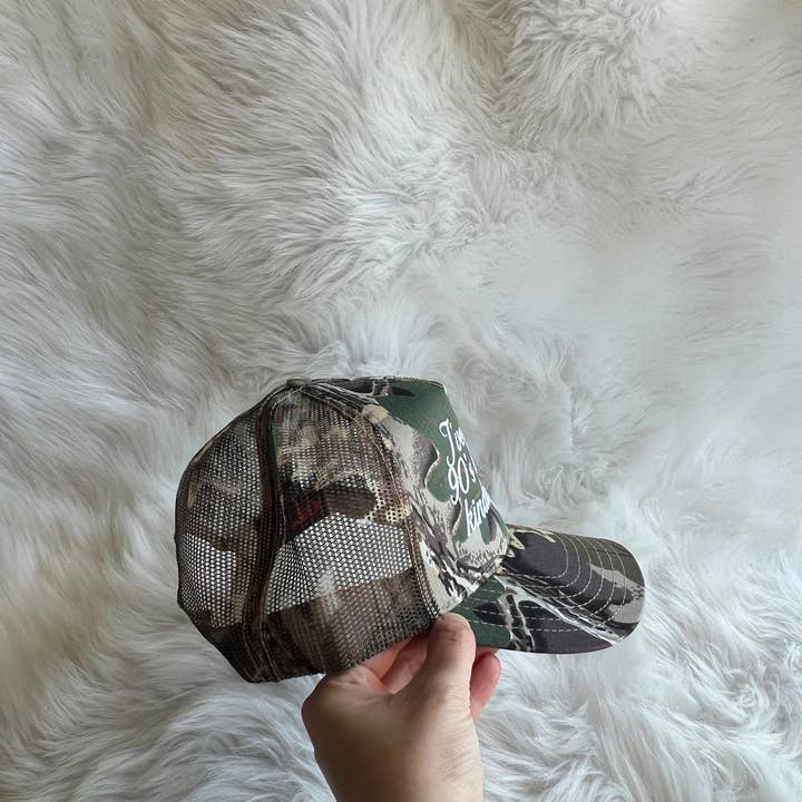 Wilder Made - Vente Casquette de camionneur – femme - Casquette Trucker en toile « 90's Country Kinda Heart »7