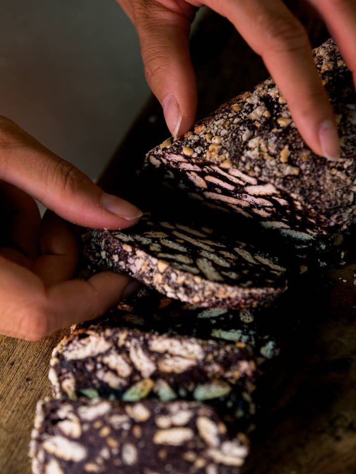 Chokoladesalami med kiks for engroshandel hos Rizzi'sFoodies