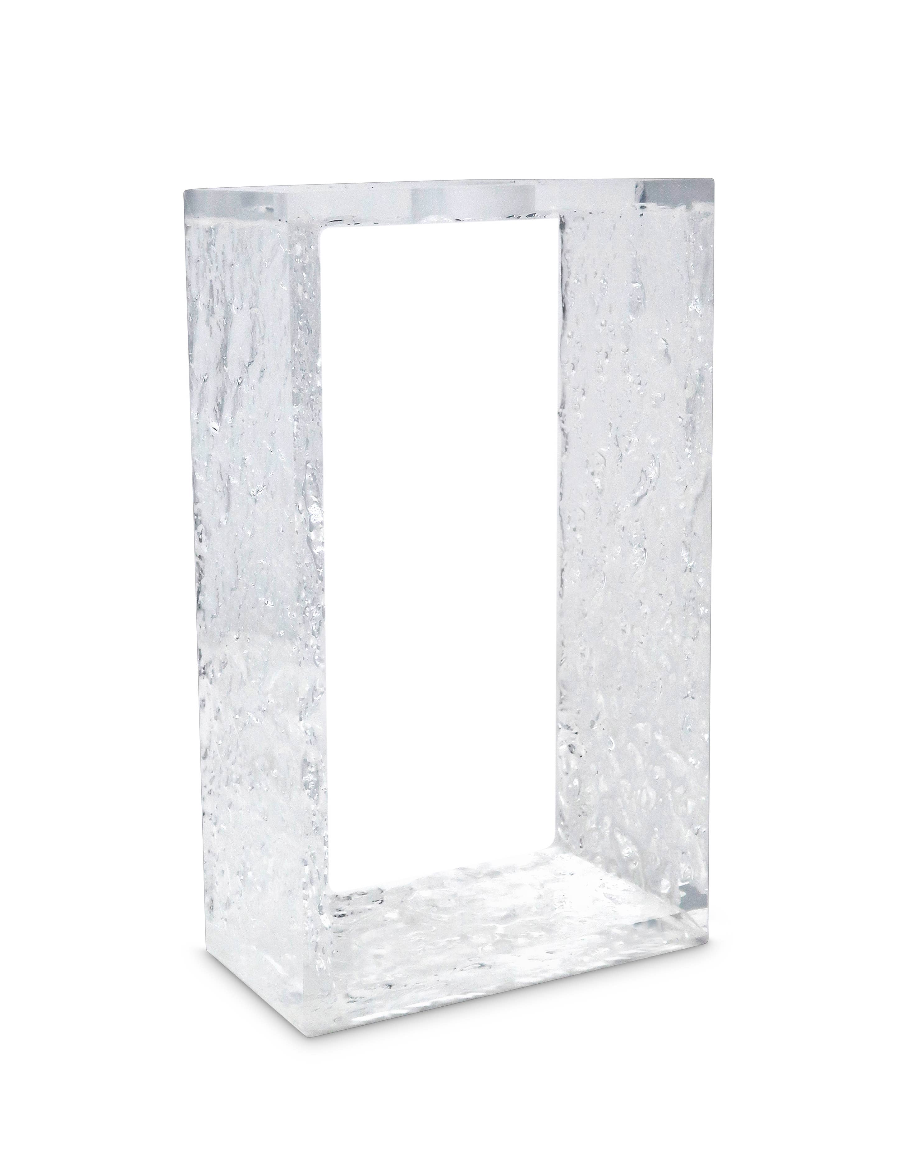 VIVIENCE - Wholesale Vase - Acrylic Vase with Tube Inlay7