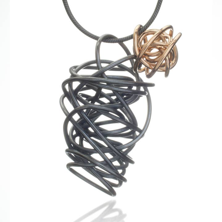 Pendentif Double Nest pour la vente par Rina Young Jewelry