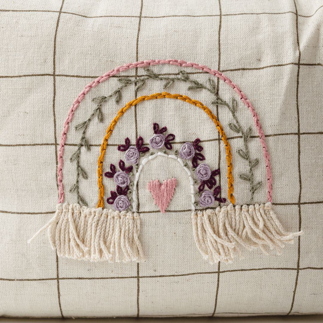 Zoey Inc. - Wholesale Luierrugzak/tas - Baby - Handgeborduurde Regenboog Katoenen Luiertas6