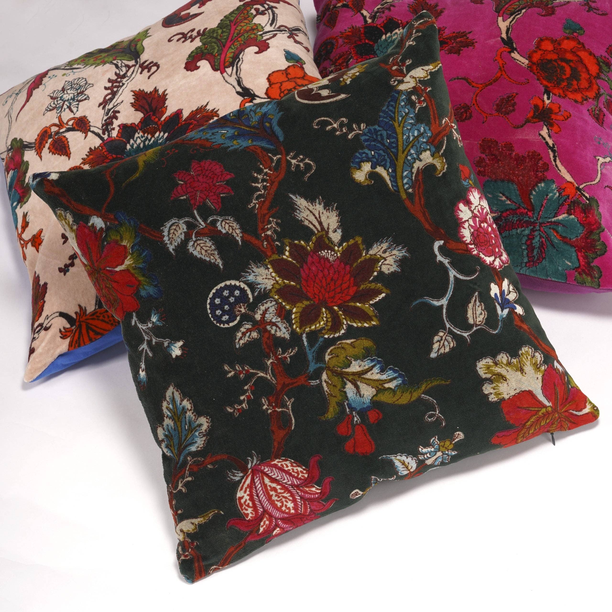Glamthread - Wholesale Throw pillow cover - 'Vibrant Vintage Blooms' 100% Cotton Velvet Cushion Cover2