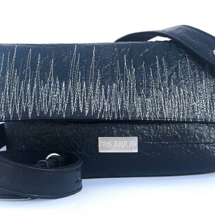 Uno hip bag for wholesale by Ana A