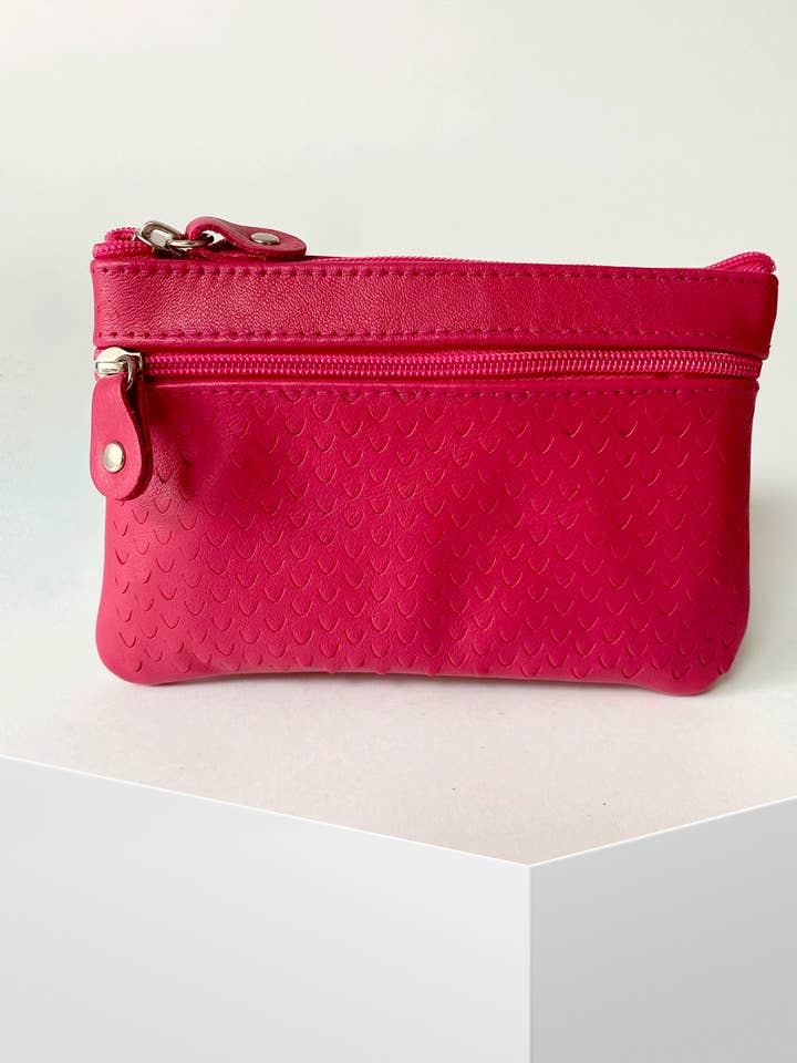 Leather purse with two zippers. for wholesale by VALTICO