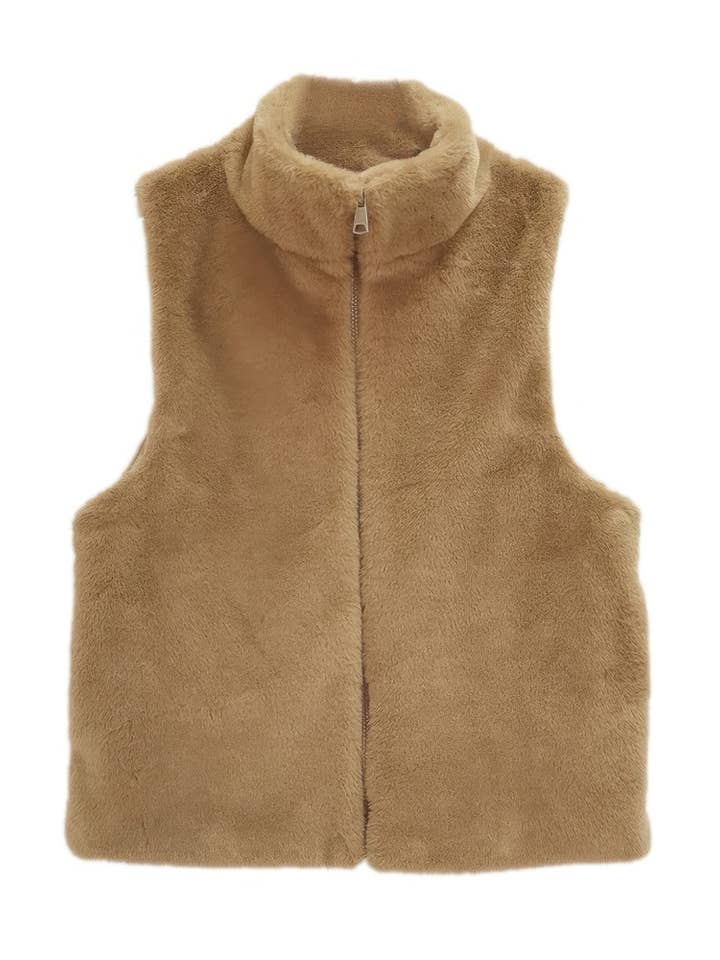 CC Wholesale Clothing - Wholesale Outerwear Vest - Women's - Solid Faux Fur Vest6