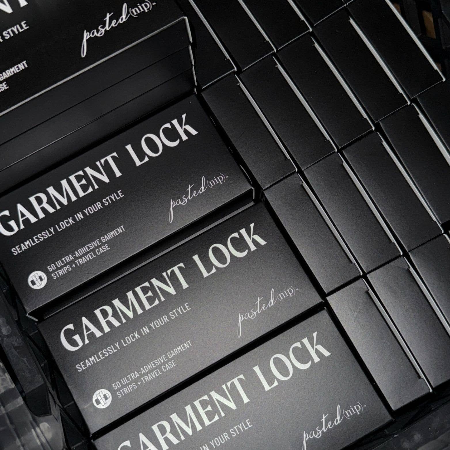 PastedNip - Vente Ruban/scotch cache-téton – femme - Ruban de mode double face | Comprend une boîte de marchandises1