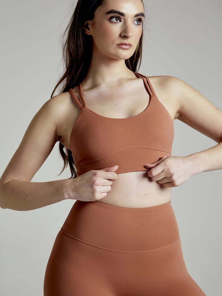 Season Lifestyle – wholesale Sports bra – Women's – Move bra- Clay10