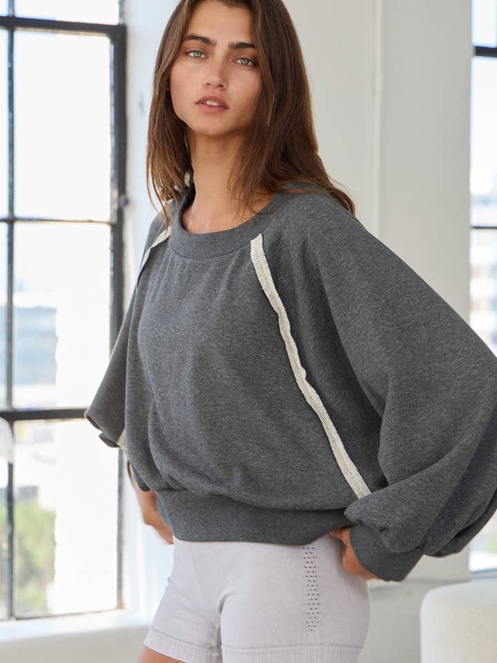 BUCKETLIST INC - Wholesale Sweatshirt - Women's - T2389A Out Seam Raglan Sleeve Solid Sweatshirt Top2