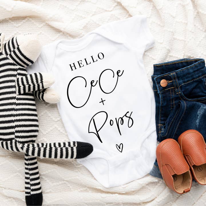 Hallo CeCe + Pops Onesie® für den Großhandel von ZZ Threadz