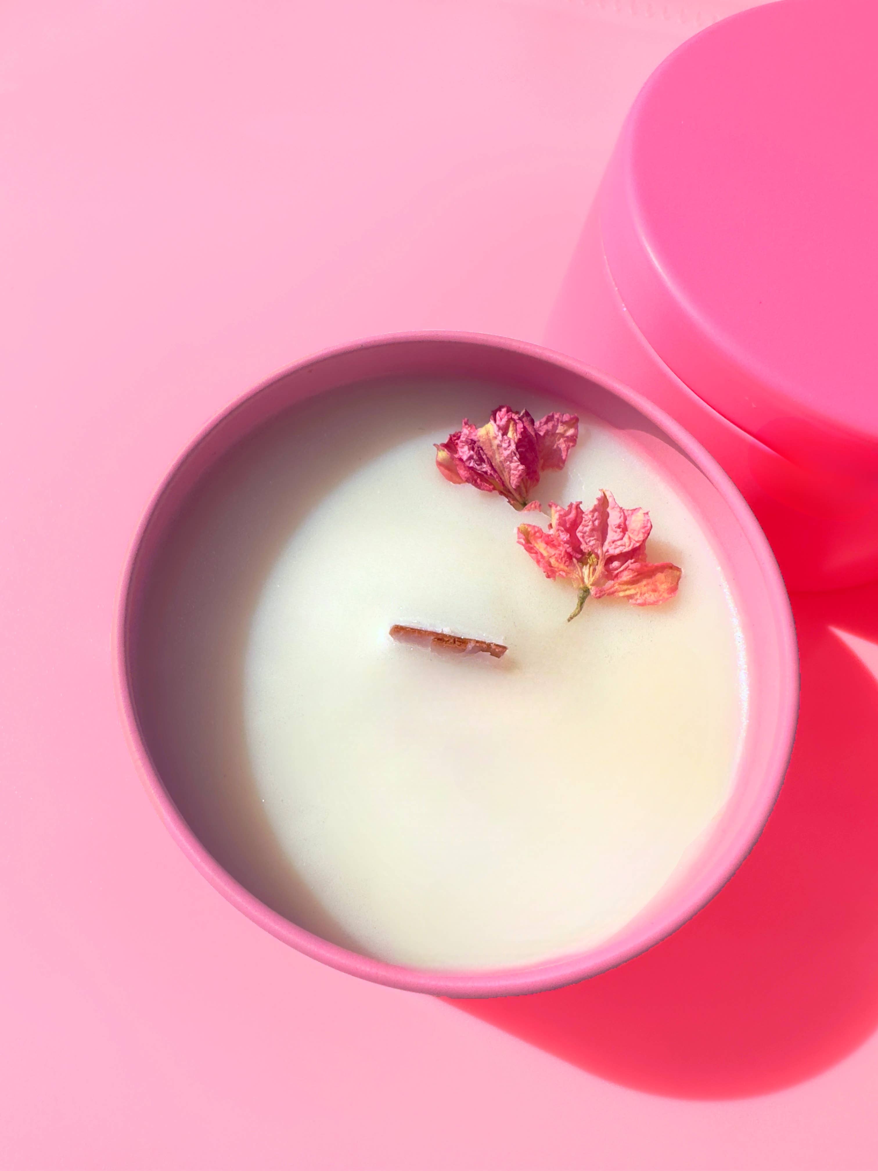 The 12th Moon – wholesale Travel candles – MANIFEST IT BABE Shimmer Candle - Aromatherapy - Barbie1