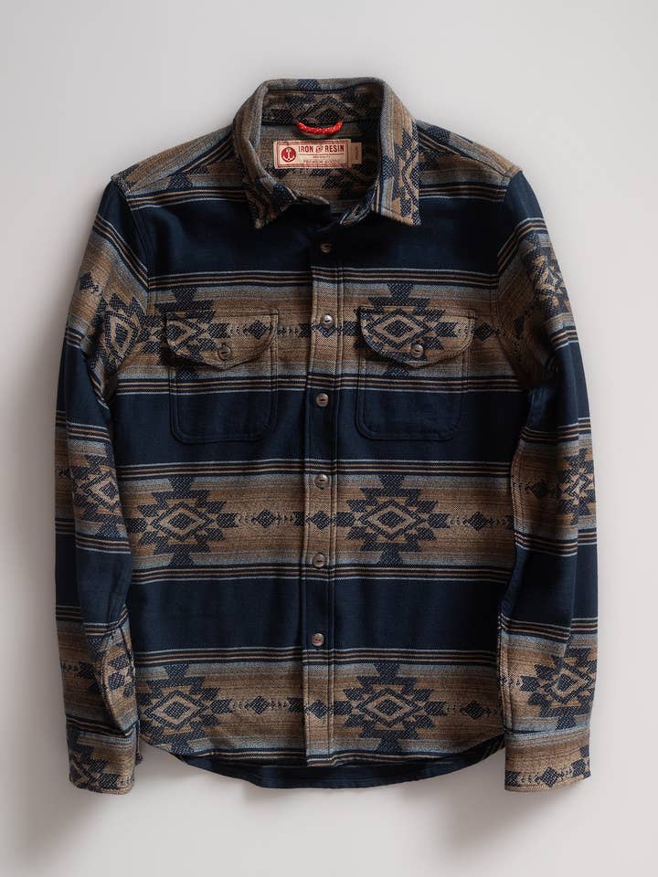Chemise en flanelle Klamath pour la vente par Iron & Resin