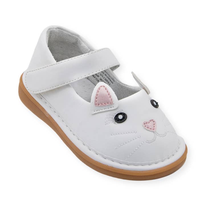 Scarpa bianca Kitty per la vendita all'ingrosso da parte di Wee Squeak Shoes