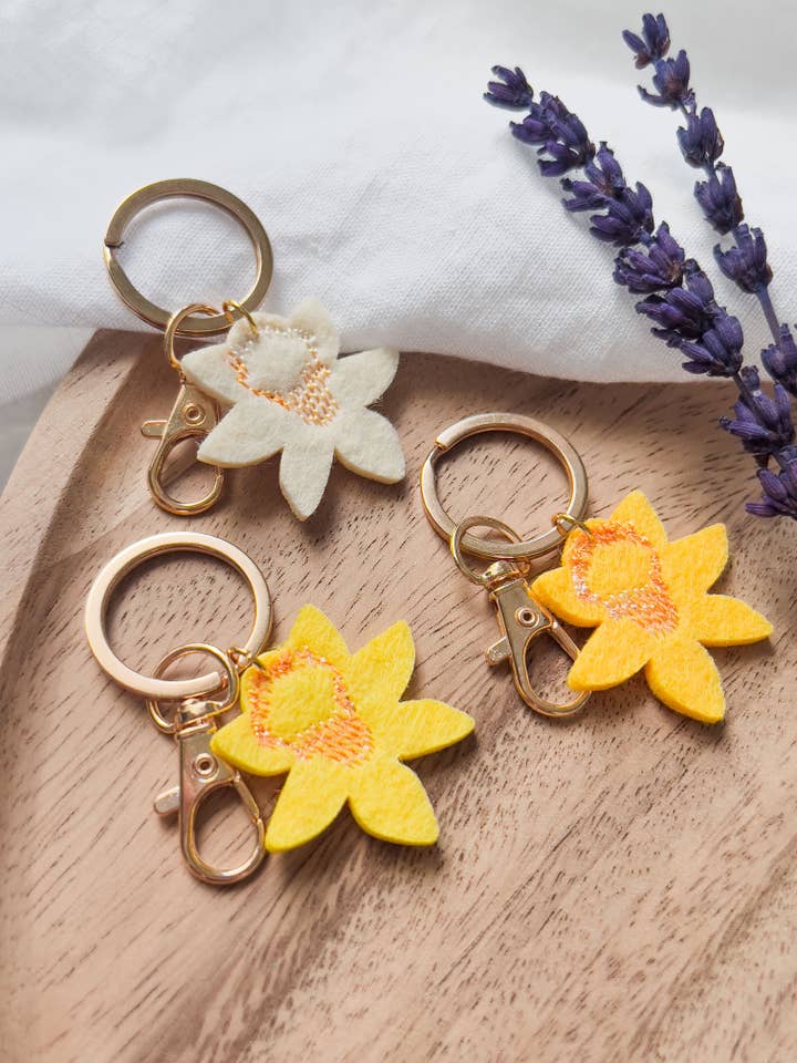 Col K ✦ Daffodil Felt Keychain for wholesale by KLAEI DESIGN STUDIO