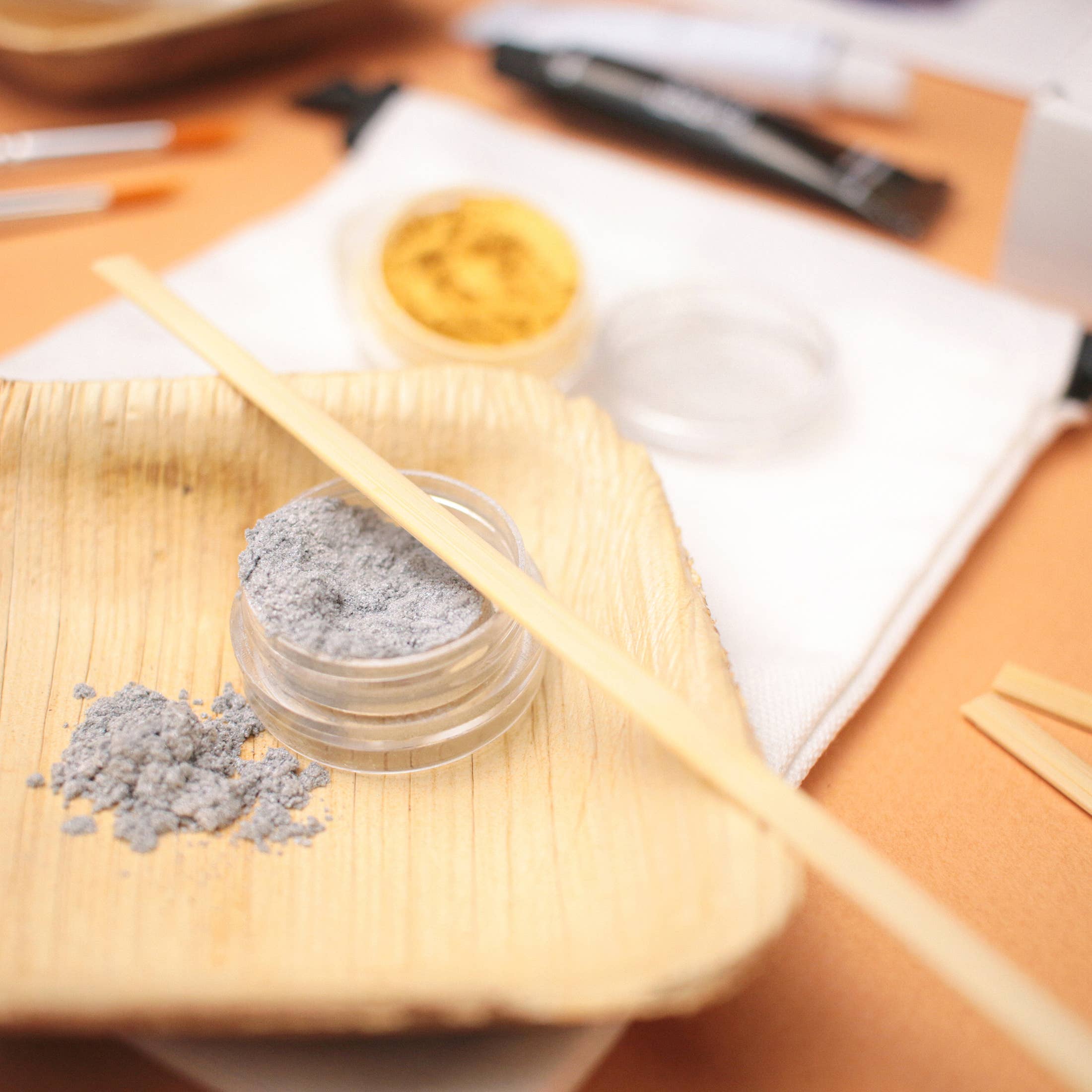 DIY Kits by Mora Approved -  Kintsugi, Pottery & Art - Vente Kit de bricolage - Kit de Réparation Kintsugi - Ensemble d'Artisanat Bicolore2