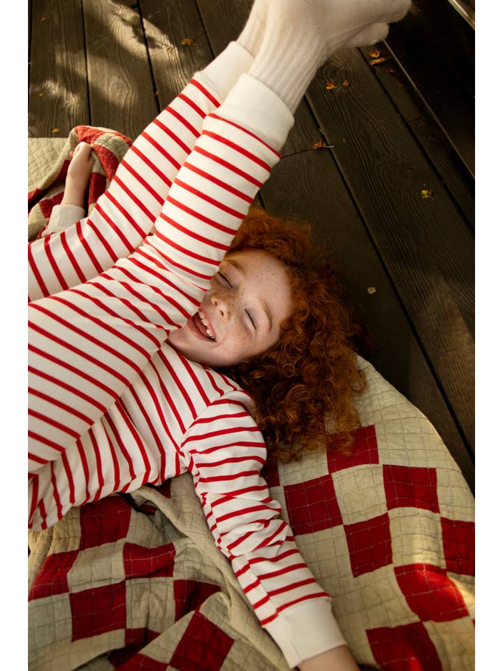 Sleepy Doe - Wholesale Sleepwear set – Kids - KIDS CLASSIC SET | RED & OATMEAL BRETON1