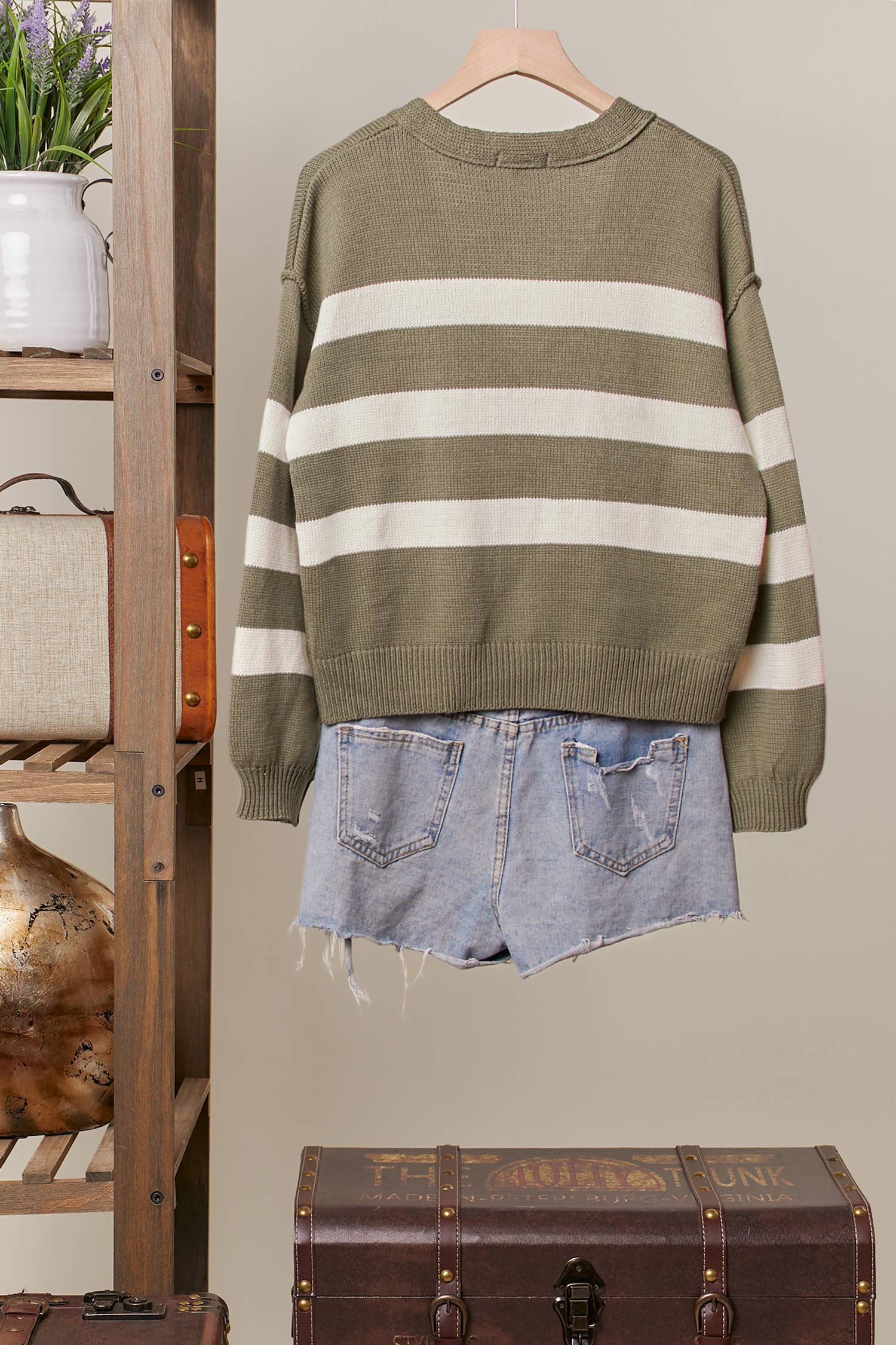 Mello. - Wholesale Cardigan - Women's - Striped  V Neck Knit Cardigan11