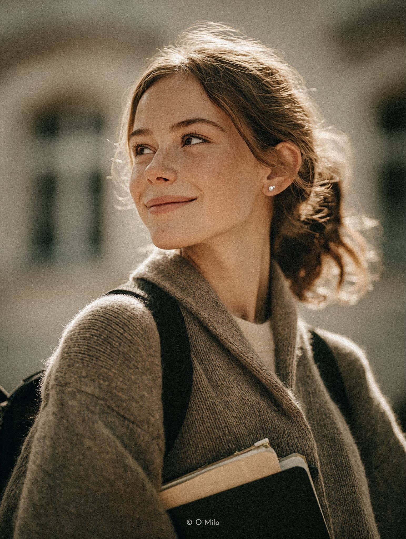 O'Milo - Vendita all'ingrosso Orecchini a bottone - Orecchini Pearl Dew con perla e singola pietra brillante3