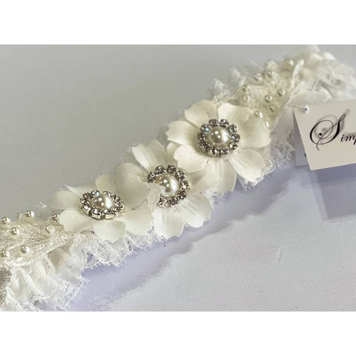 Pearl & Lace Garter for wholesale by Simply Charming