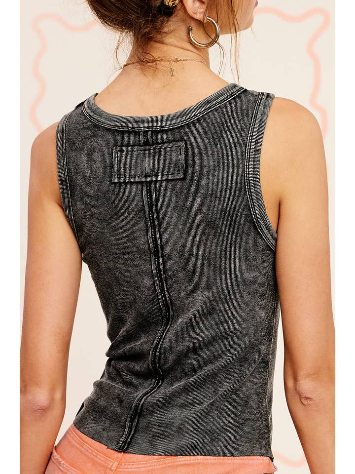 La Miel - Wholesale Tank Top - Women's - HCT7694-Mineral Washed Back Patch Detail Breathable Tank Top