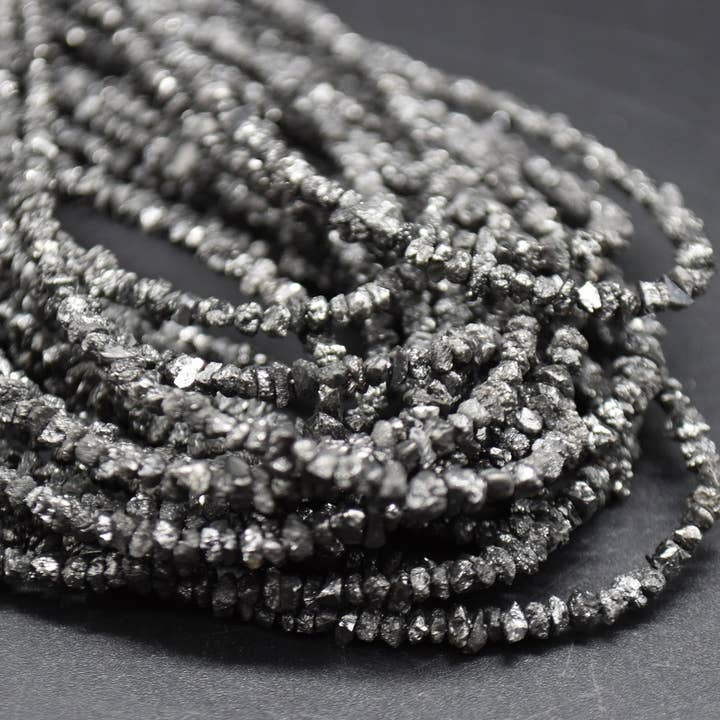Natuurlijke Zwarte Diamant Ruwe Ongeslepen Edelsteen Chips Kralen Streng voor wholesale door Oriental Direct Craft Supplies