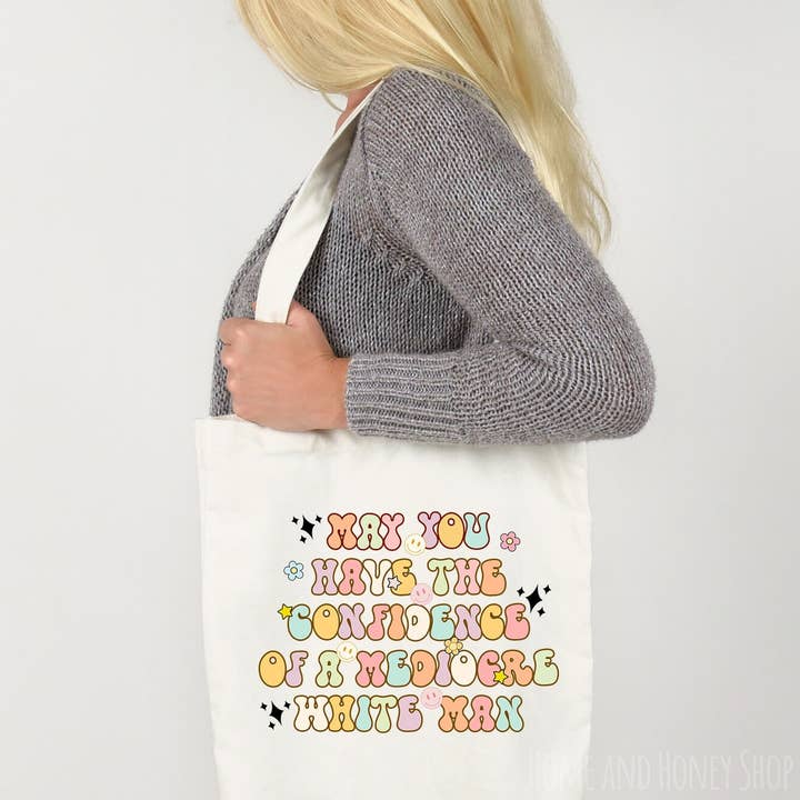 Sac fourre-tout de bibliothèque de shopping imprimé féministe amusant pour la vente par Home and Honey Shop