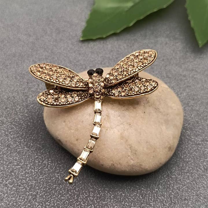 Mio Queena – wholesale Brooch – Rhinestone Dragonfly Brooch3