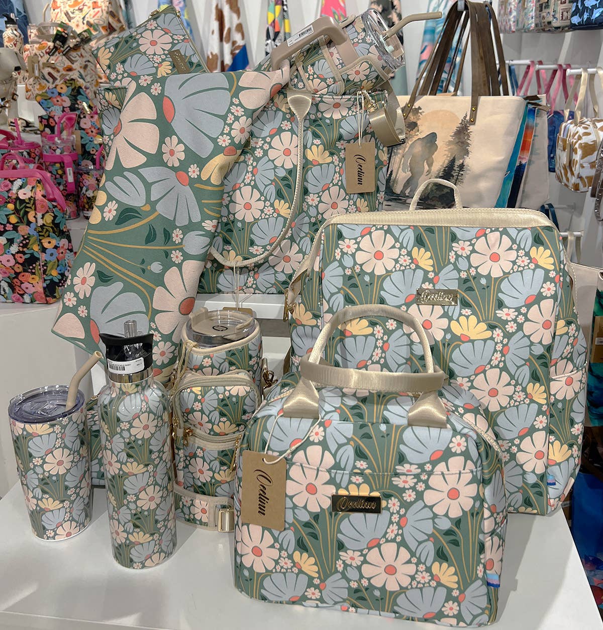 OEELINN - Wholesale Bottle Rack/Holder - OEELINN Beige Wild Daisy Pattern Bottle Carrier for 40oz Tumbler1