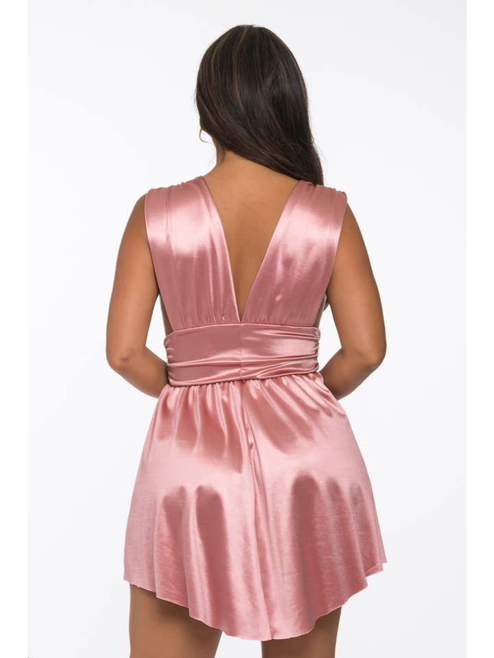 Uptown Apparel – wholesale Klänning - Dam – D13494 Miniklänning med veckad band