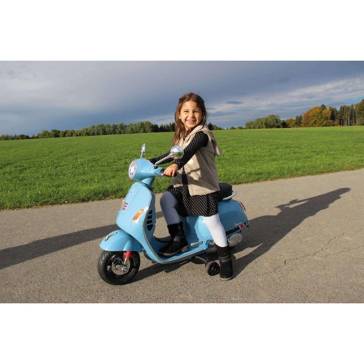 mhw24 - Wholesale Bike/Scooter - Kids - Ride-on Vespa GTS 125 blue 12V7
