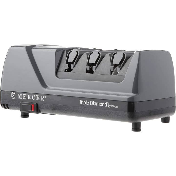 Mercer Triple Diamond Aiguiseur Électrique de Couteaux à 3 Étapes pour la vente par Barfly Mixology Gear & Mercer Culinary