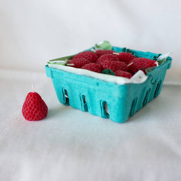 Happy Organics - Wholesale Cake Candle - Strawberry Beeswax Birthday Candles2