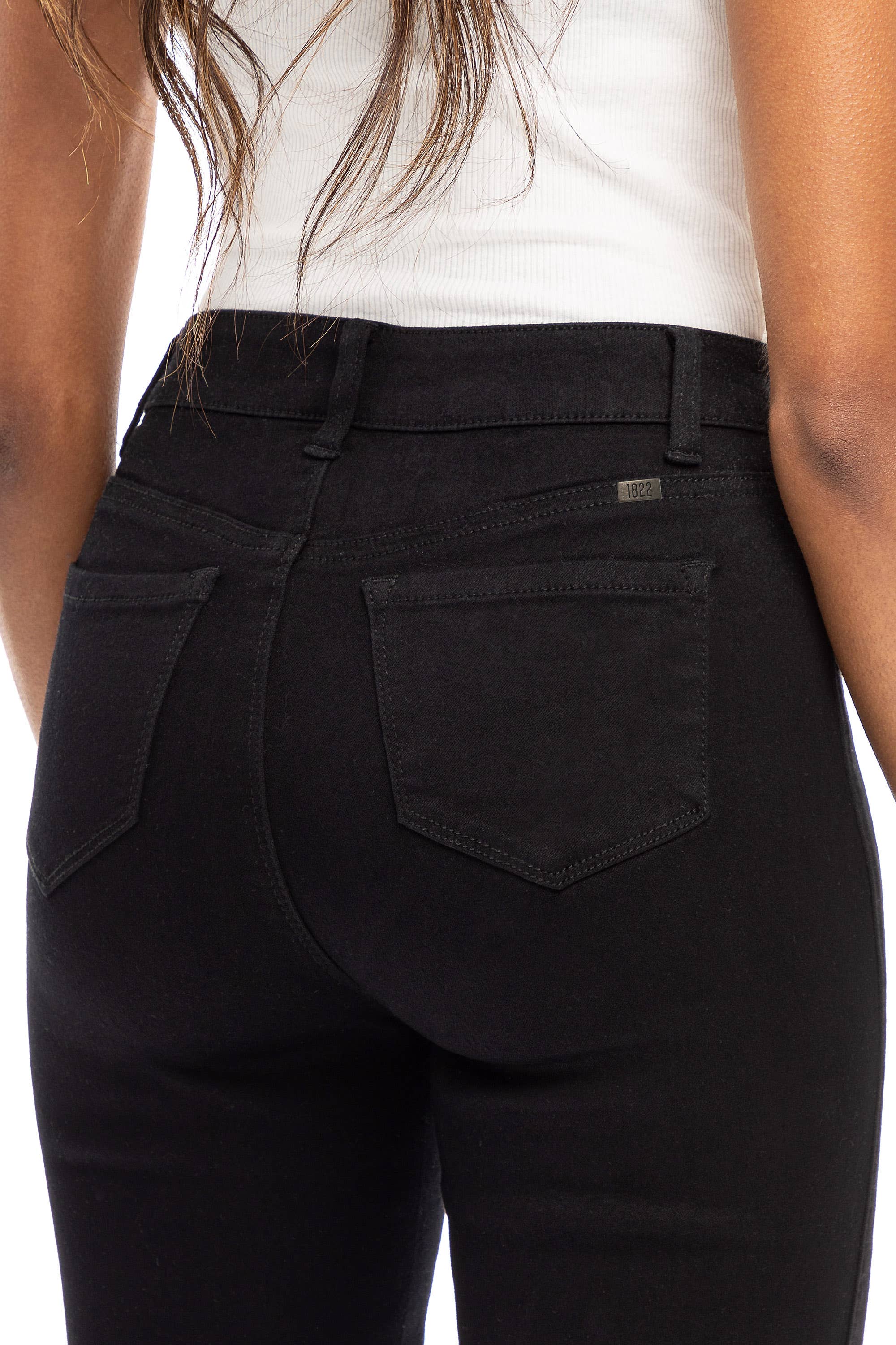 28" Butter Skinny Ankle Jeans in Black 🖤 for wholesale on Faire5