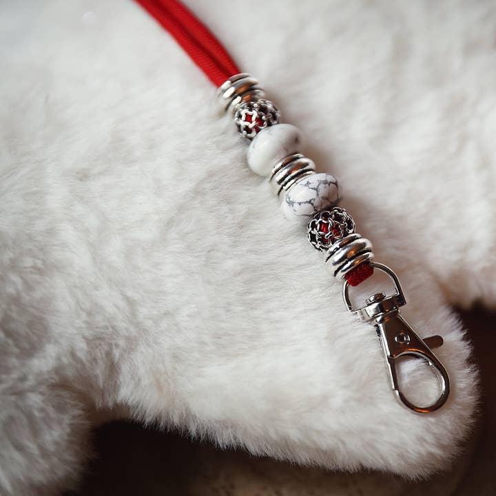 Edição Limitada Fluitkoord Vermelho com contas de Howlita por atacado de Dog Wellness