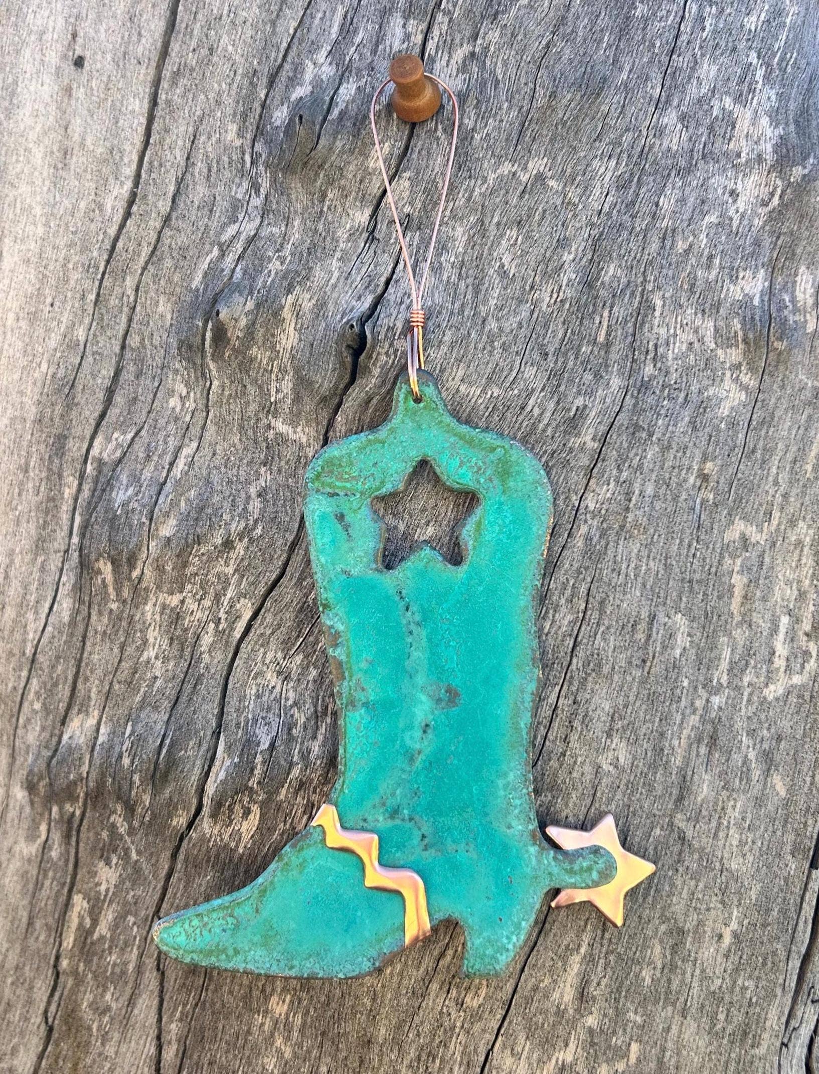 Dos Damas Designs – Großhandel Verzierung – Cowboystiefel Kupfer Weihnachtsornament1