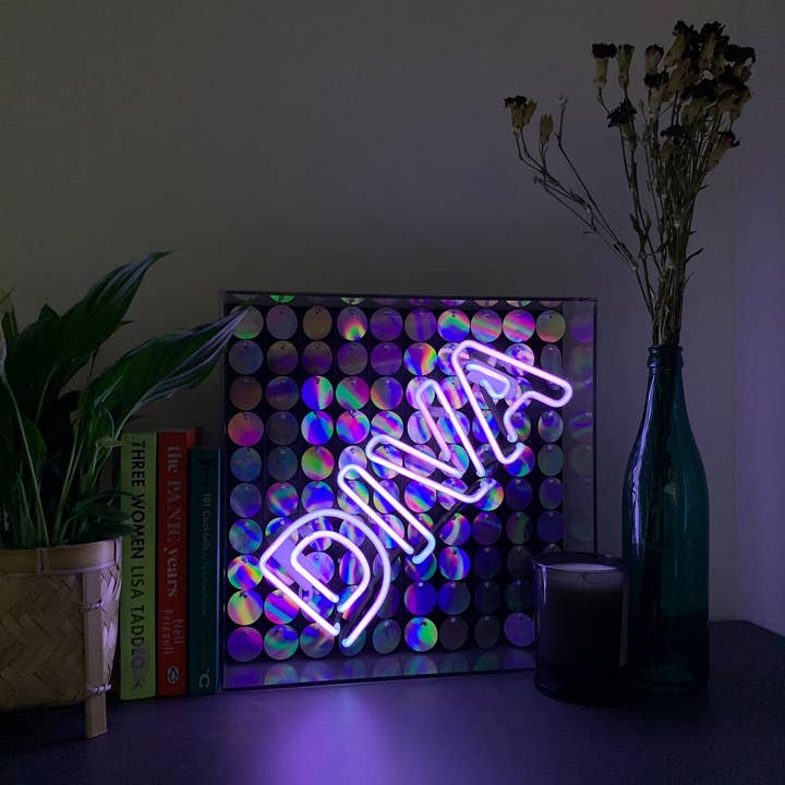 'Diva' Acrylic Box Neon Light with Sequins for wholesale by Locomocean