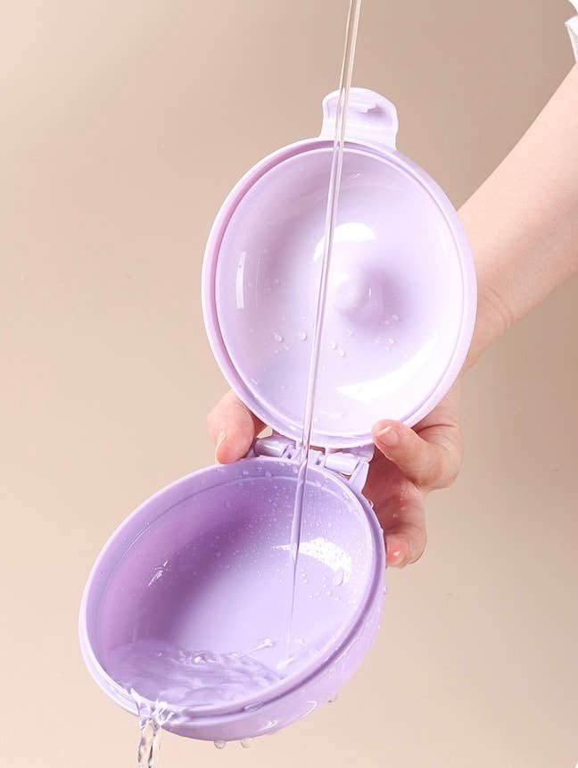 Q&C Distribution – Großhandel Lunchbox/-tasche – Lunch- und Snackbox in Bagelform (mehrere Farben)8