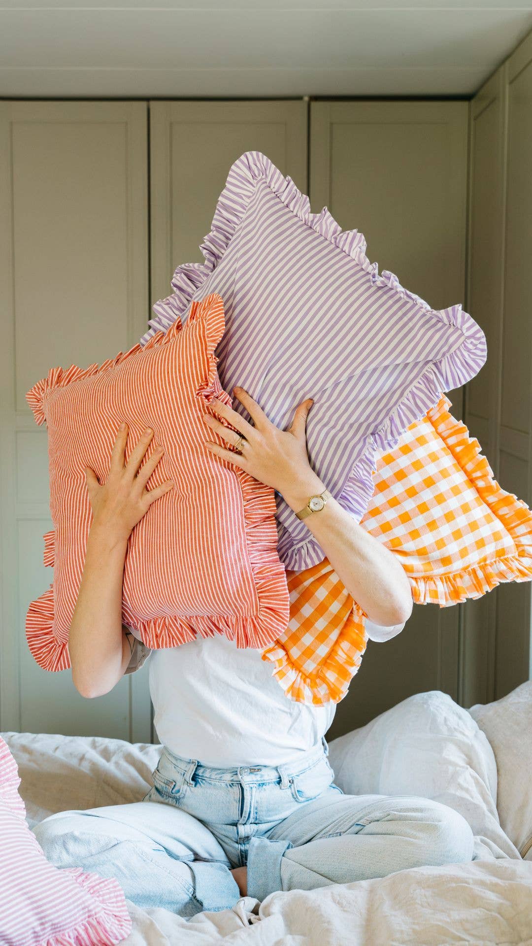 OMOM - Wholesale Throw/Decorative Pillow - OMOM Cushion Cover / Sofa Cushion in Organic Cotton - Ruffle8