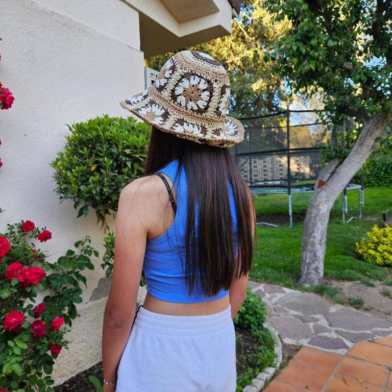 Chenson & Gorett - Wholesale Bucket Hat - Women's - Beautiful Women's Paper Hat with Flower Design for Summer13