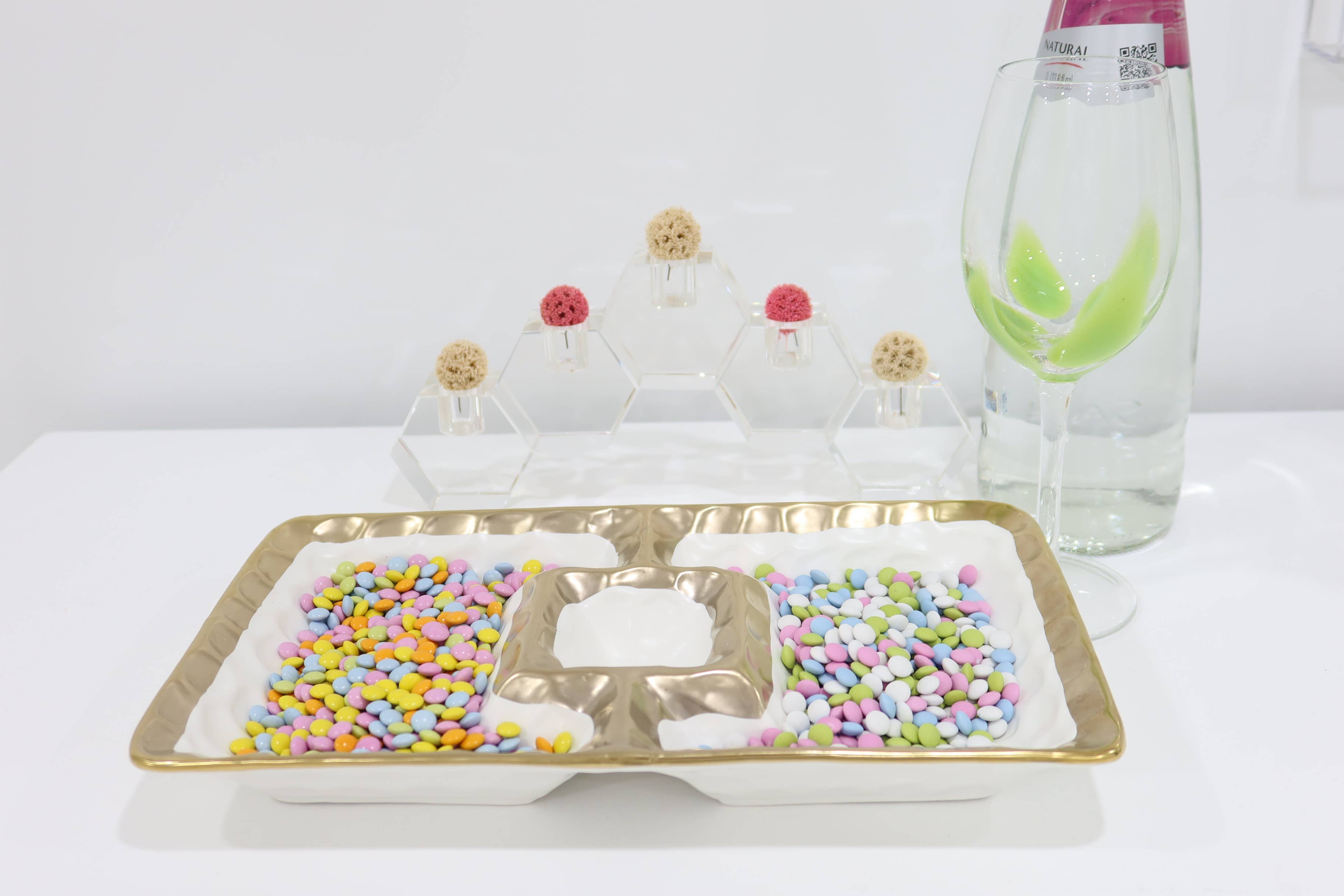 CLASSIC TOUCH DECOR INC. - Wholesale Condiment/Dip Bowl - White Porcelain Chip and Dip Bowl with Gold Border  12" x 7"1